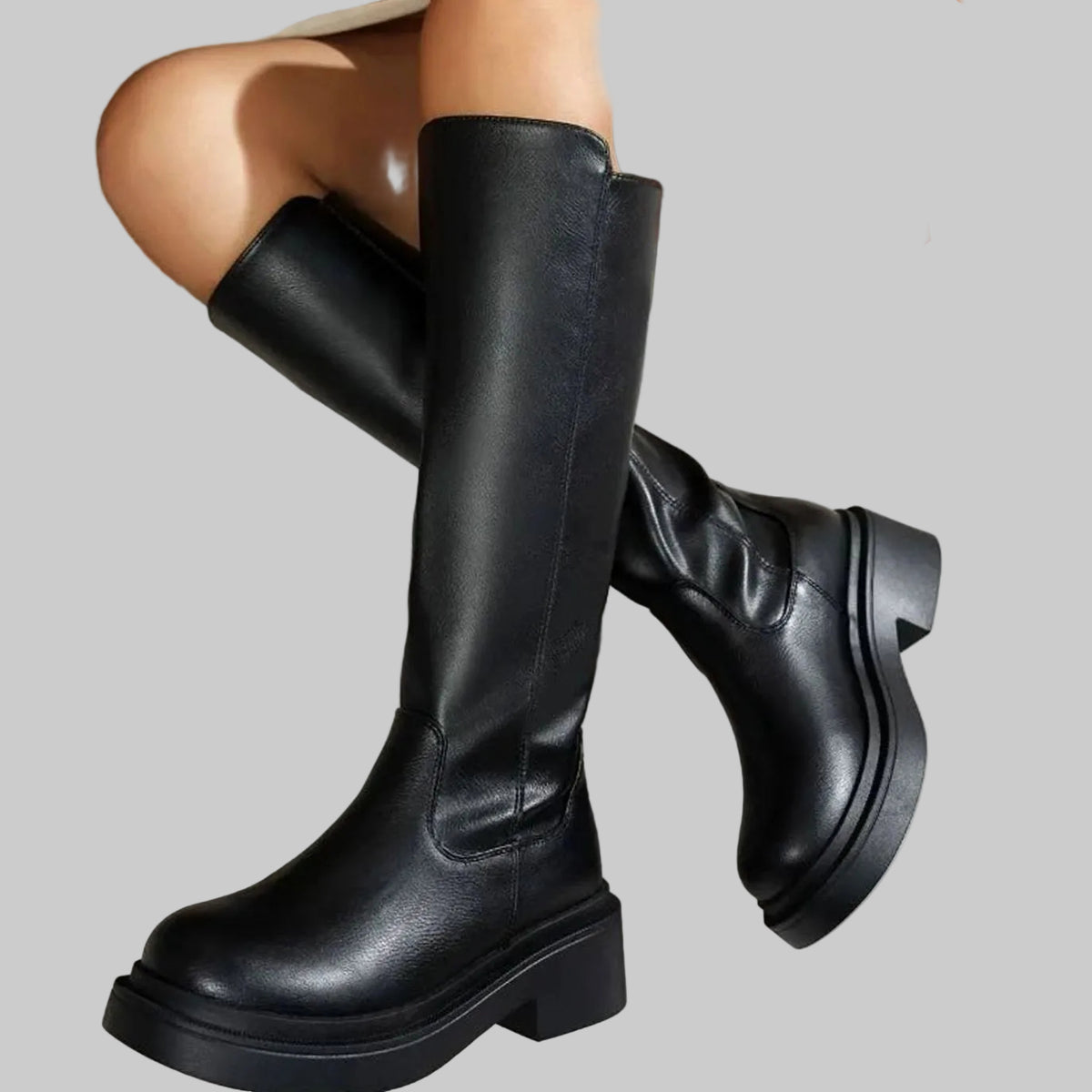 Damen Kniehohe Stiefel aus Kunstleder mit Plateausohle – Plateaustiefel mit Blockabsatz, Herbst Winter