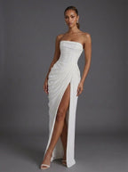 Damen-Maxikleid mit trägerlosem Korsett, Raffung und hohem Beinschlitz