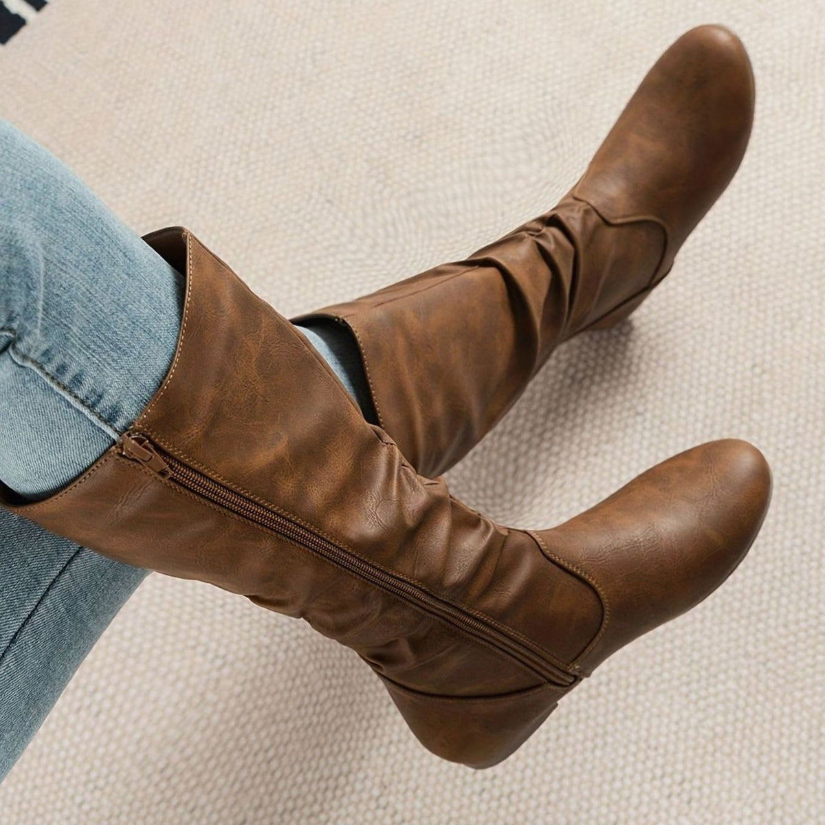 Damen Slouchy Stiefel aus Kunstleder mit flachem Absatz – Wadenhohe Stiefel mit Reißverschluss, Herbst Winter