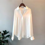 Damen Bluse mit Kragen, langen Ärmeln und schimmernder Oberfläche
