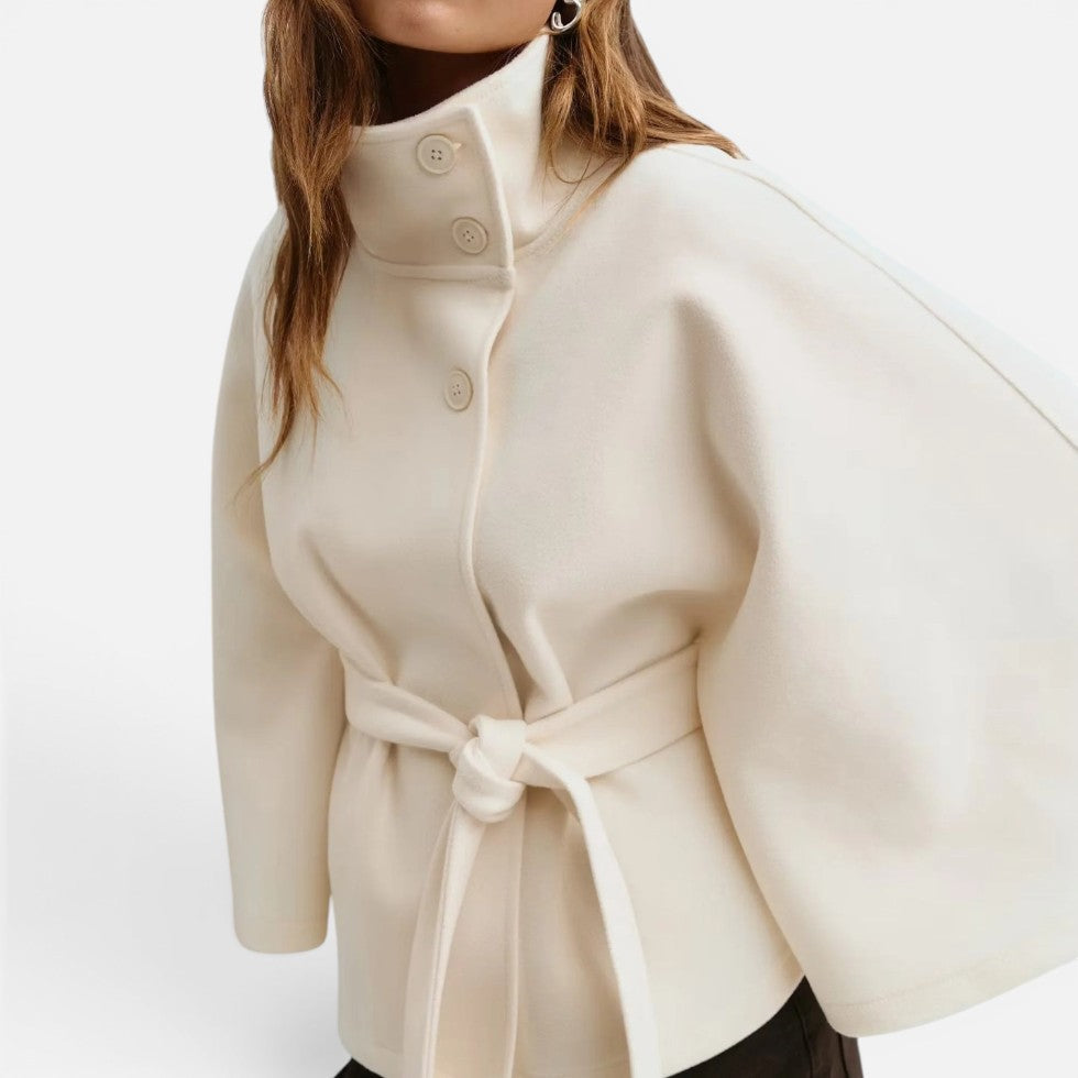 Damen Cape-Jacke mit hohem Kragen und Taillengürtel