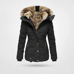 Damen Kapuzen-Wintermantel mit weichem Material und schmalem Schnitt