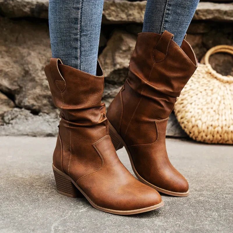 Damen Stiefel in Crush-Leder-Optik mit bequemem Absatz