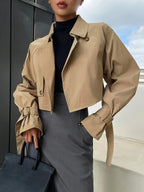 Damen Kurz-Trenchcoat mit Umlegekragen, Gürtel und lockerer Passform