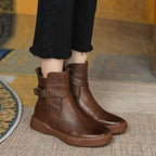 Damen Leder-Stiefeletten mit Schnalle – Flache Ankle Boots mit gepolsterter Plateausohle, Herbst Winter