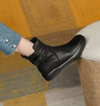 Damen Leder-Stiefeletten mit Schnalle – Flache Ankle Boots mit gepolsterter Plateausohle, Herbst Winter