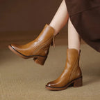 Damen Leder Ankle Boots mit spitzer Zehenpartie, Reißverschluss und Blockabsatz