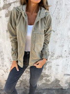 Damen Oversized-Cordjacke mit Kapuze, Reißverschluss und Brusttasche