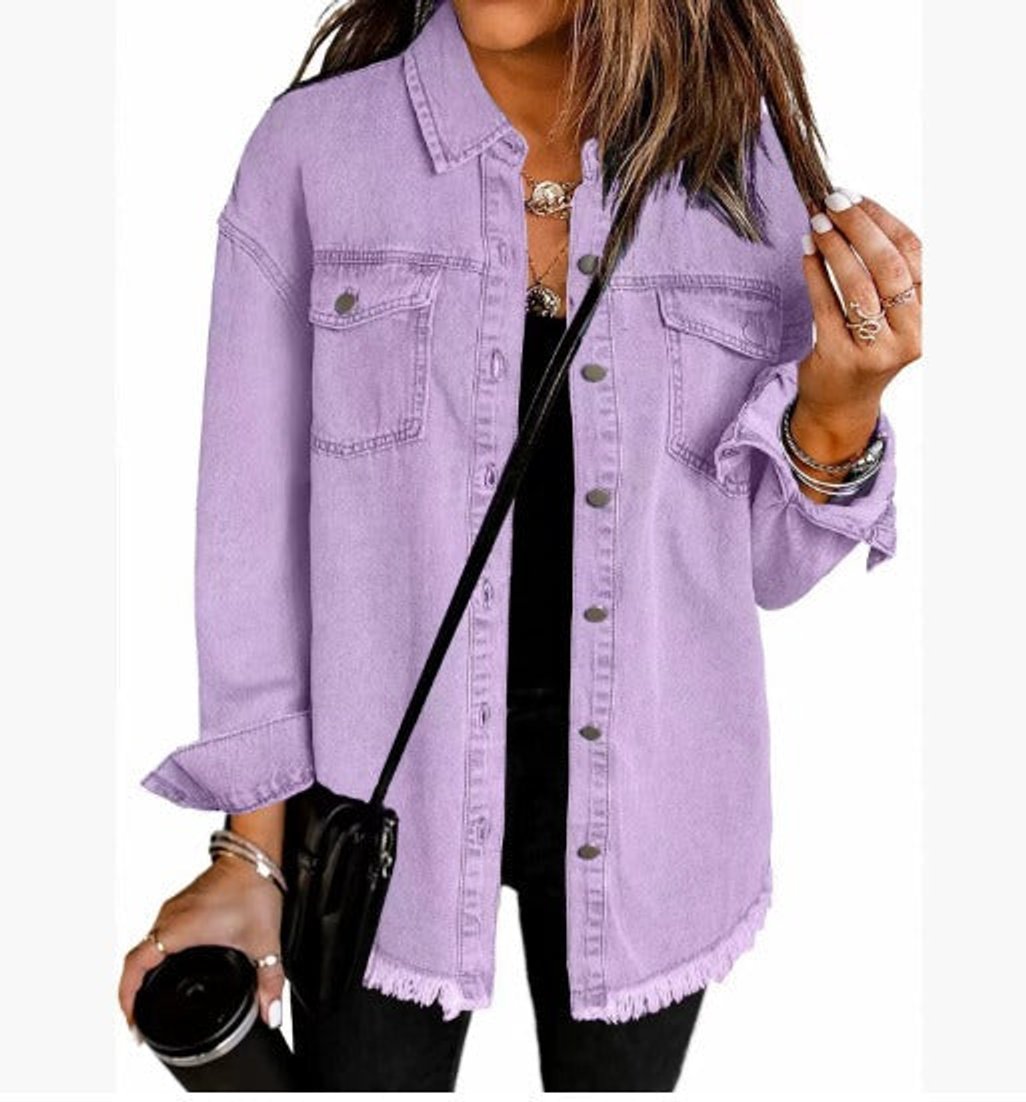 Damen Oversized-Jeansjacke mit Fransen, Knopfleiste und Brusttaschen