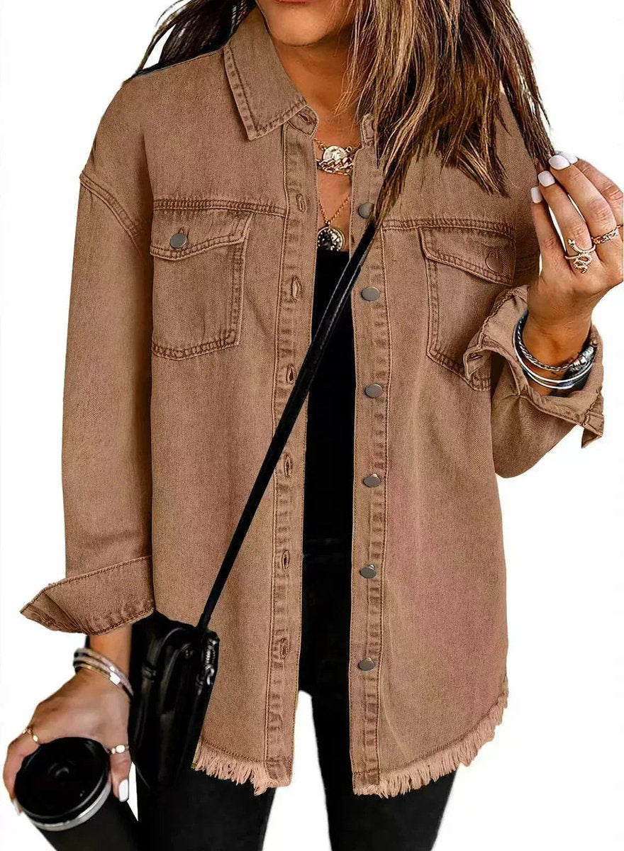 Damen Oversized-Jeansjacke mit Fransen, Knopfleiste und Brusttaschen