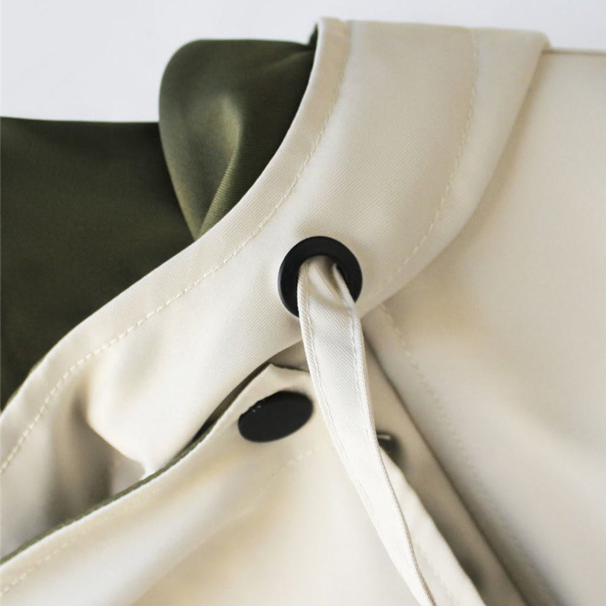 Damen Oversized-Trenchcoat mit Doppelkragen, wasserdichter Außenlage und weitem Schnitt