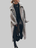 Damen Oversized Grobstrick-Cardigan mit Revers und Knopfleiste