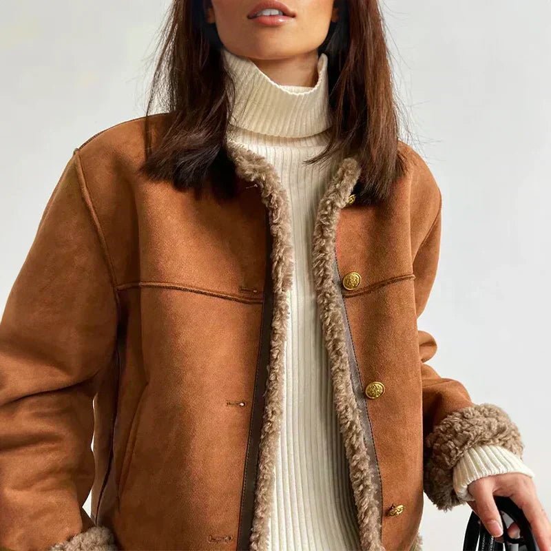 Damen Oversized Kunstschaffell-Jacke mit Sherpa-Futter und Knopfleiste