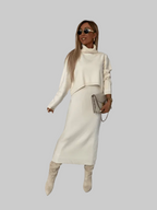 Damen Set aus Rollkragenpullover und Kleid aus weichem Strick