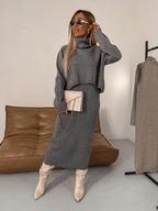 Damen Set aus Rollkragenpullover und Kleid aus weichem Strick