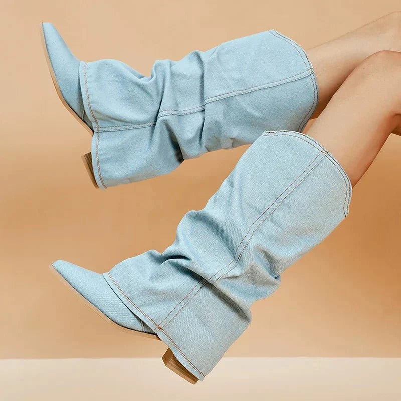 Damen Slouchy-Stiefel mit spitzer Kappe und geschwungenem Schaft