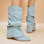 Damen Slouchy-Stiefel mit spitzer Kappe und geschwungenem Schaft