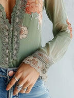 Damen Spitzenbluse mit Blumenprint und langen Ärmeln
