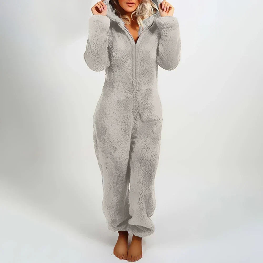 Damen Teddy Onesie mit Kapuze und Bärenohren – Flauschiger Plüsch Jumpsuit mit Reißverschluss, Winter