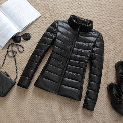 Damen kurze glänzende Winterjacke