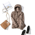 Damen kurze glänzende Winterjacke