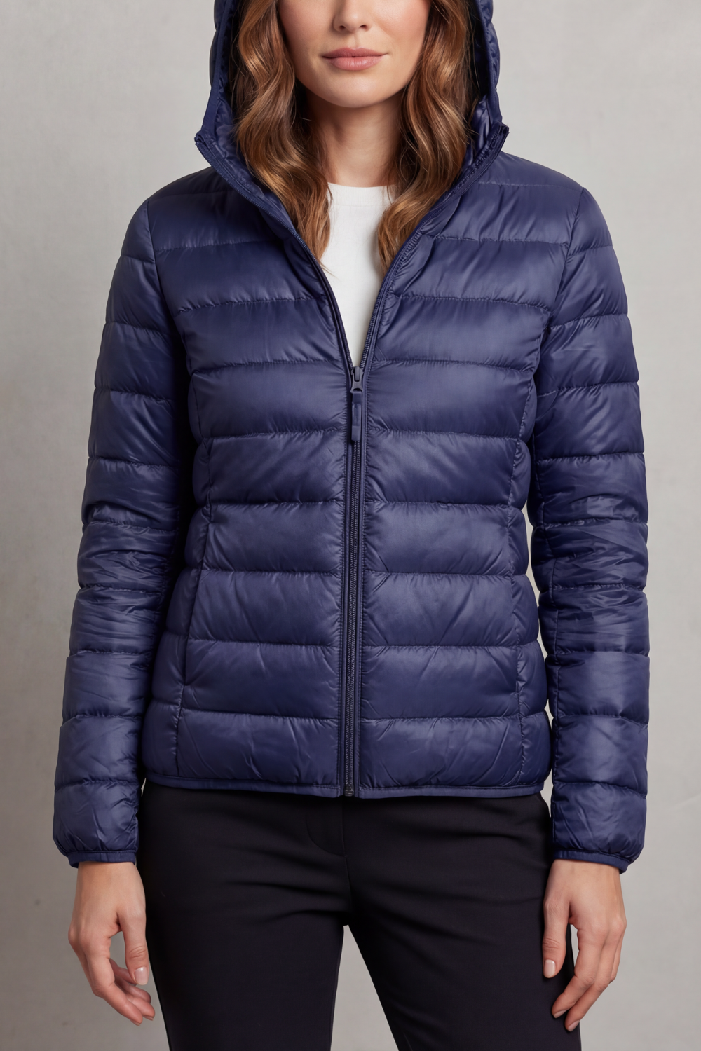 Damen Ultraleichte Steppjacke mit Kapuze – Packbare Übergangsjacke mit Reißverschlusstaschen, Herbst Winter