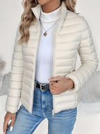 Damen leichte Steppjacke mit Stehkragen, Polyester-Isolierung und Reißverschluss
