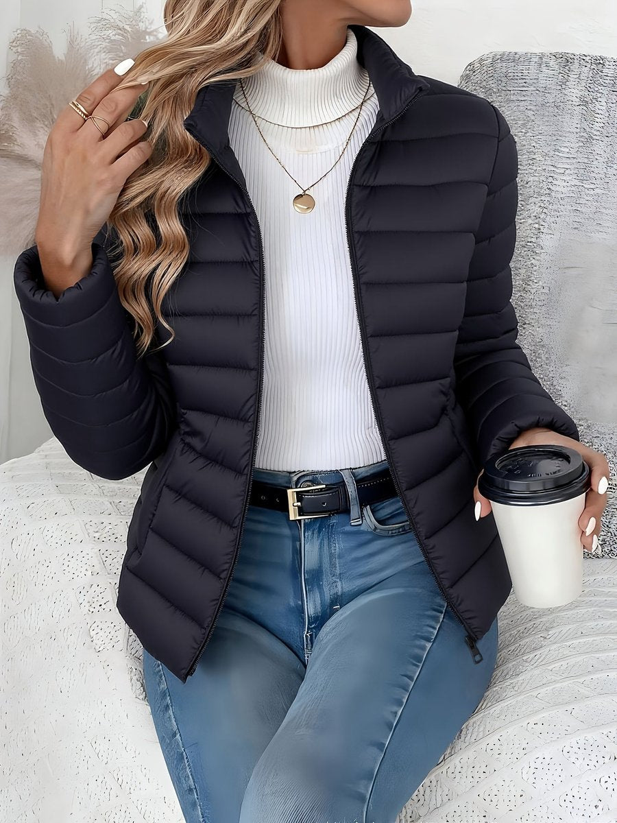 Damen leichte Steppjacke mit Stehkragen, Polyester-Isolierung und Reißverschluss
