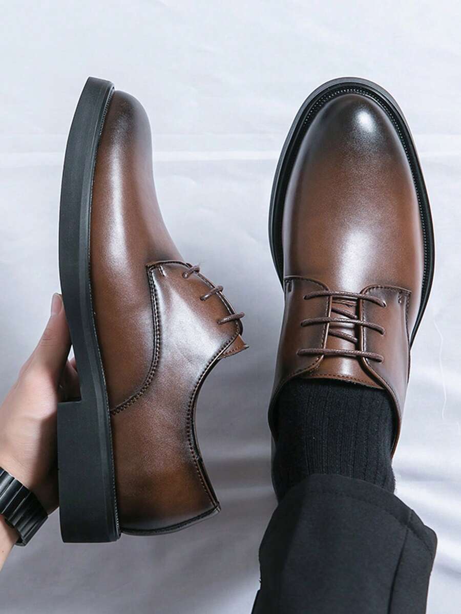 Herren Derby-Schuhe mit runder Spitze