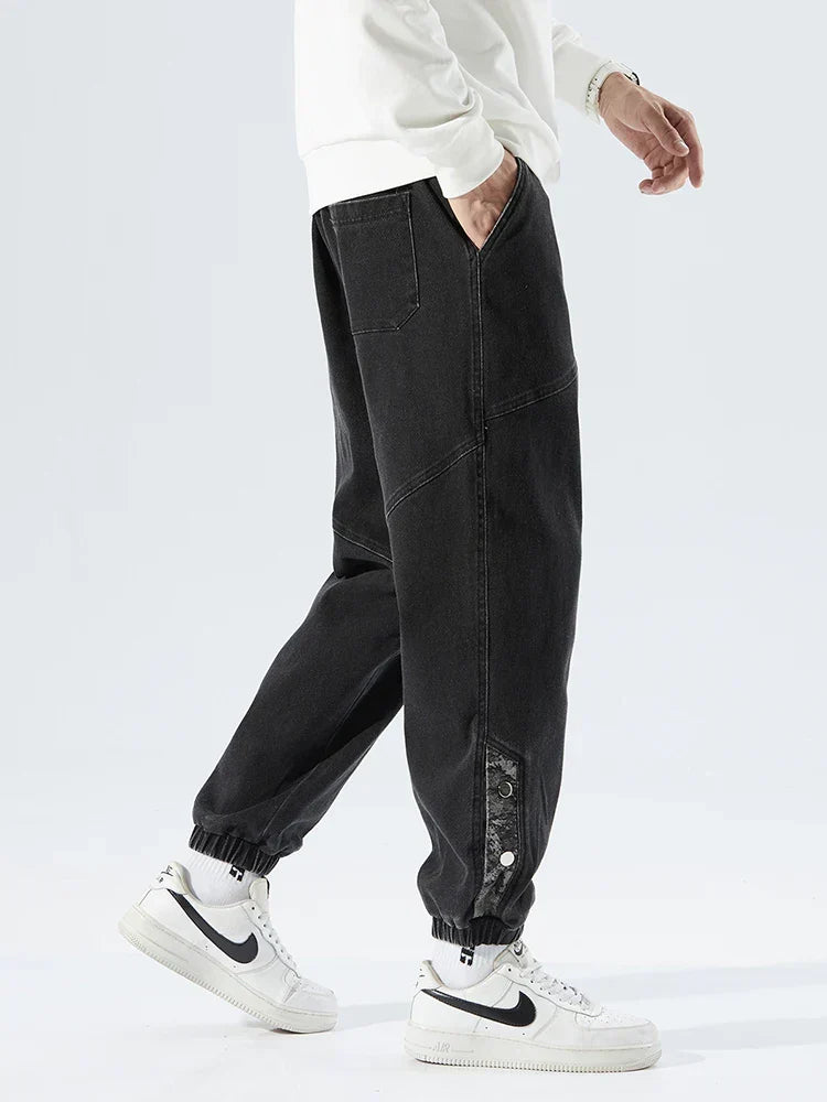 Herren Jeans mit elastischem Bund, Kordelzug und gerippten Beinabschlüssen