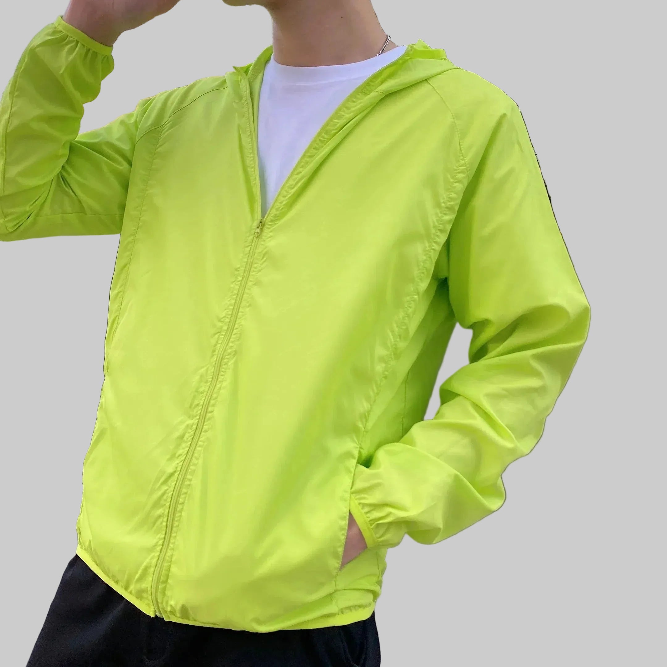 Herren Kapuzenjacke mit Reißverschluss und Seitentaschen