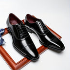 Herren Richelieu Schnürschuhe mit aufgesetzter Zehenkappe