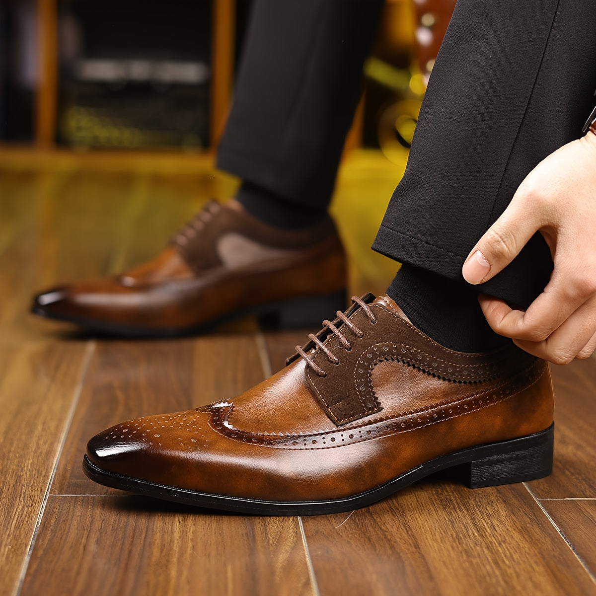 Herren Richelieu Schuhe mit dekorativen Perforationen