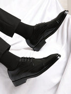 Herren Richelieu Schuhe mit perforierter Flügelspitze