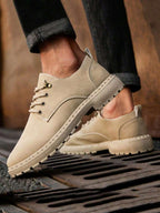Herren Schnürschuhe mit matter Oberfläche und dicker Profilsohle