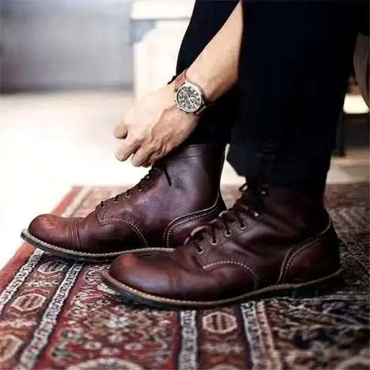 Herren Schnürstiefel aus PU-Leder mit robuster Gummisohle