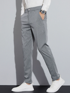Herren Slim-Fit Hose mit vertikalen Streifen, Gürtelschlaufen und Knopfverschluss