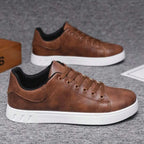Herren Sneaker mit dicker Kontrastsohle und gepolstertem Schaft