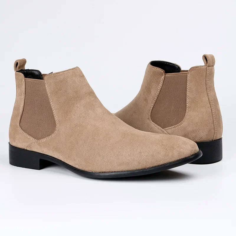 Herren Chelsea-Boots mit elastischen Einsätzen und Zuglasche