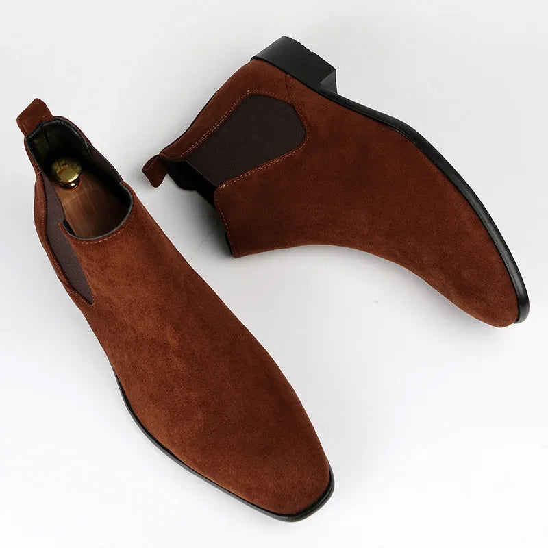 Herren Chelsea-Boots mit elastischen Einsätzen und Zuglasche