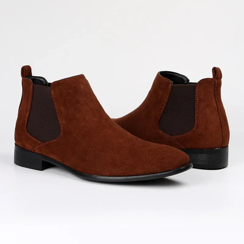Herren Chelsea-Boots mit elastischen Einsätzen und Zuglasche