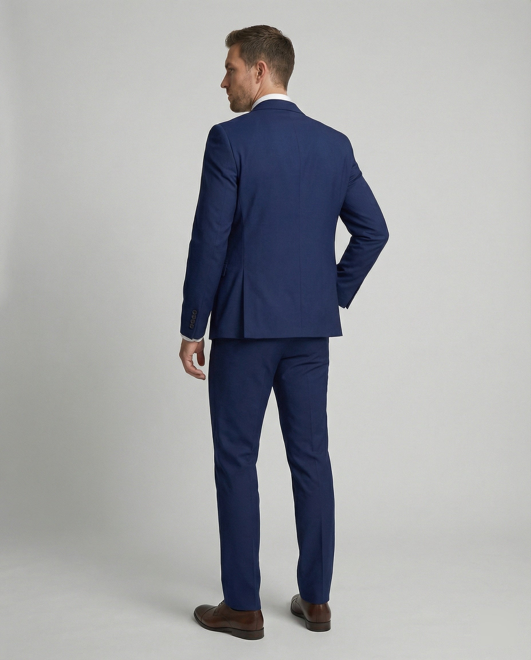 Moderner Slim-Fit-Herrenanzug