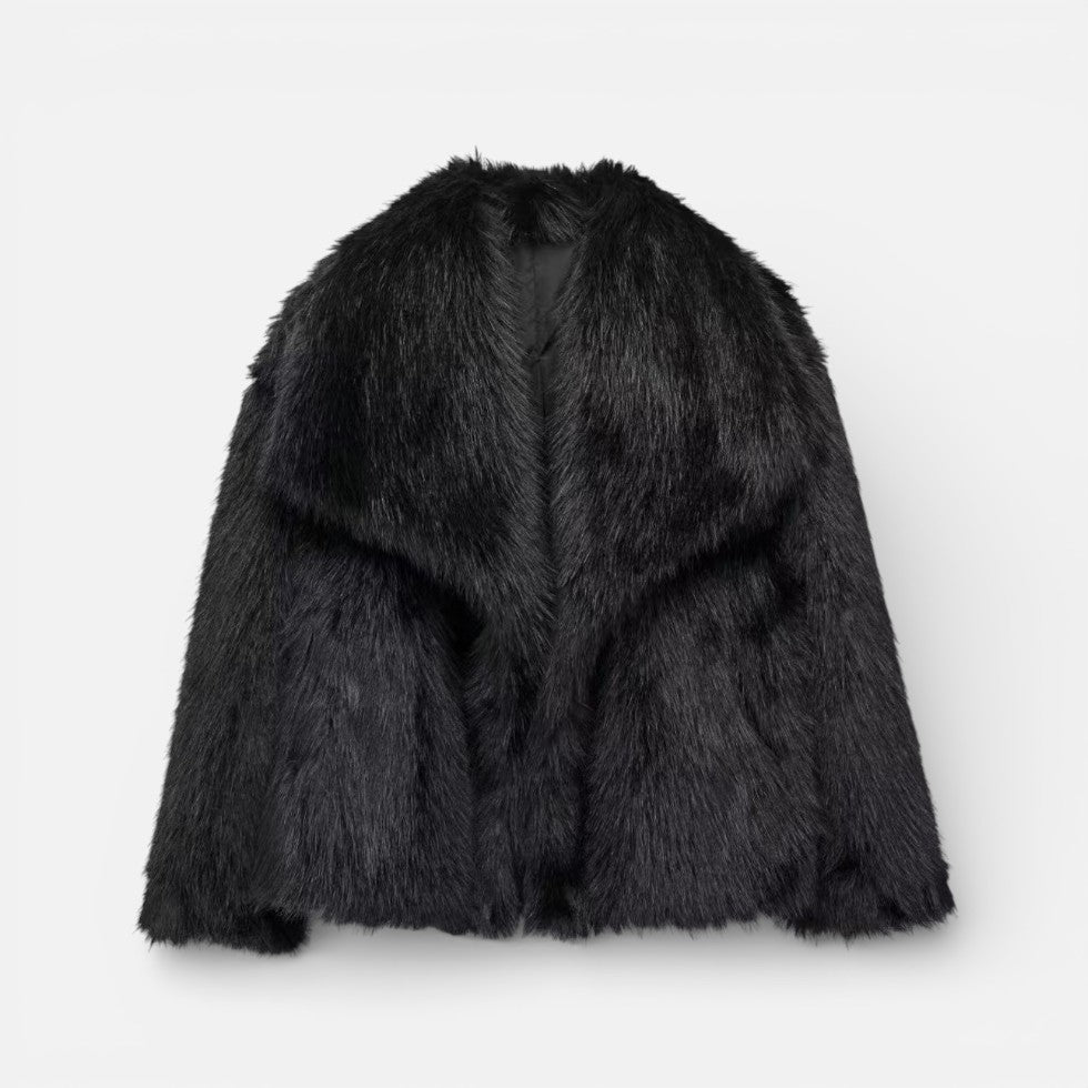 Damen Kunstfelljacke mit kurzem Schnitt und breitem Kragen