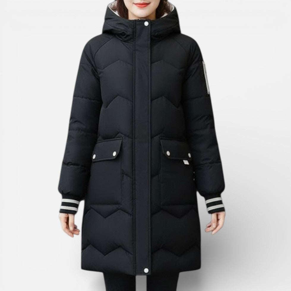 Women's winter coat with hood and zipper