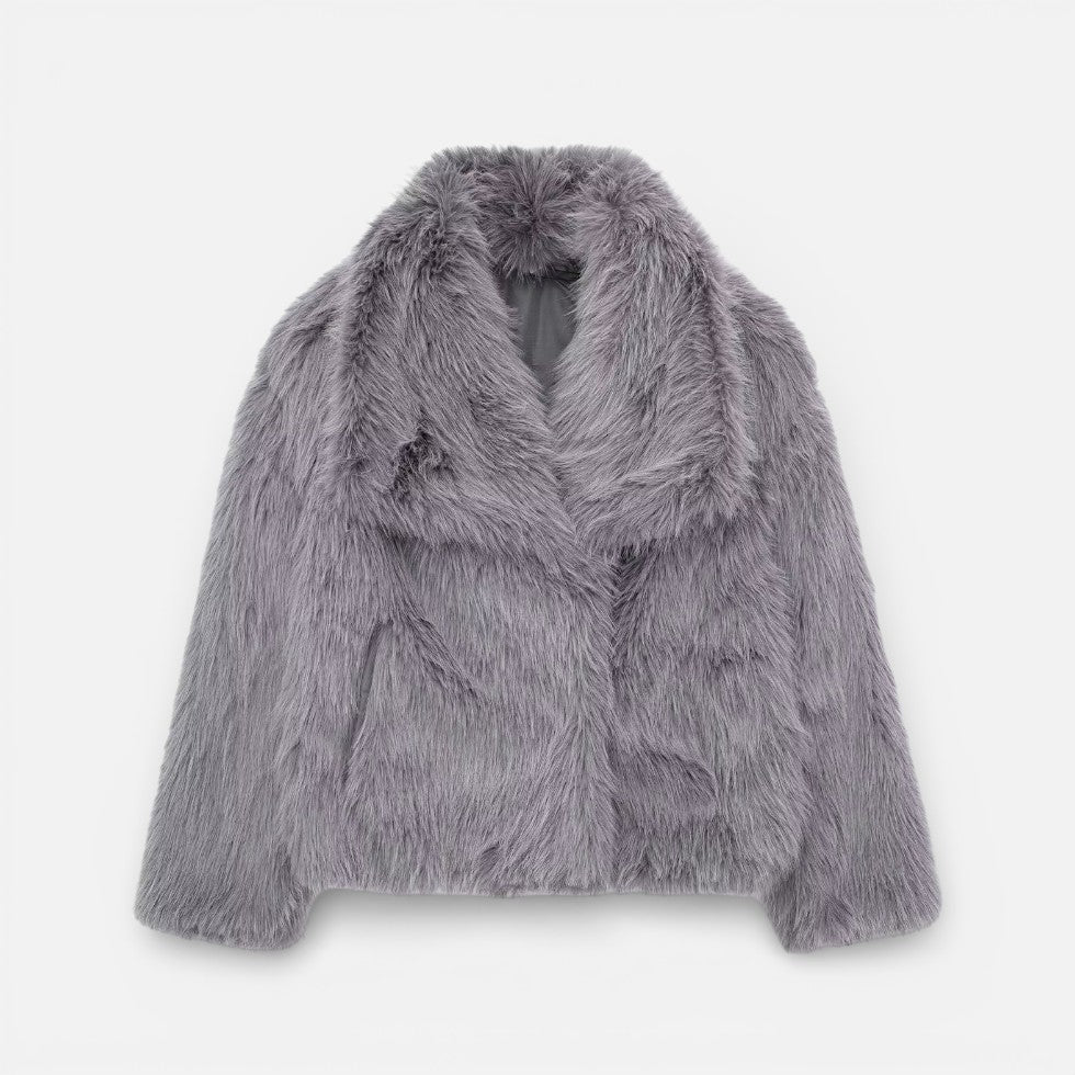 Damen Kunstfelljacke mit kurzem Schnitt und breitem Kragen