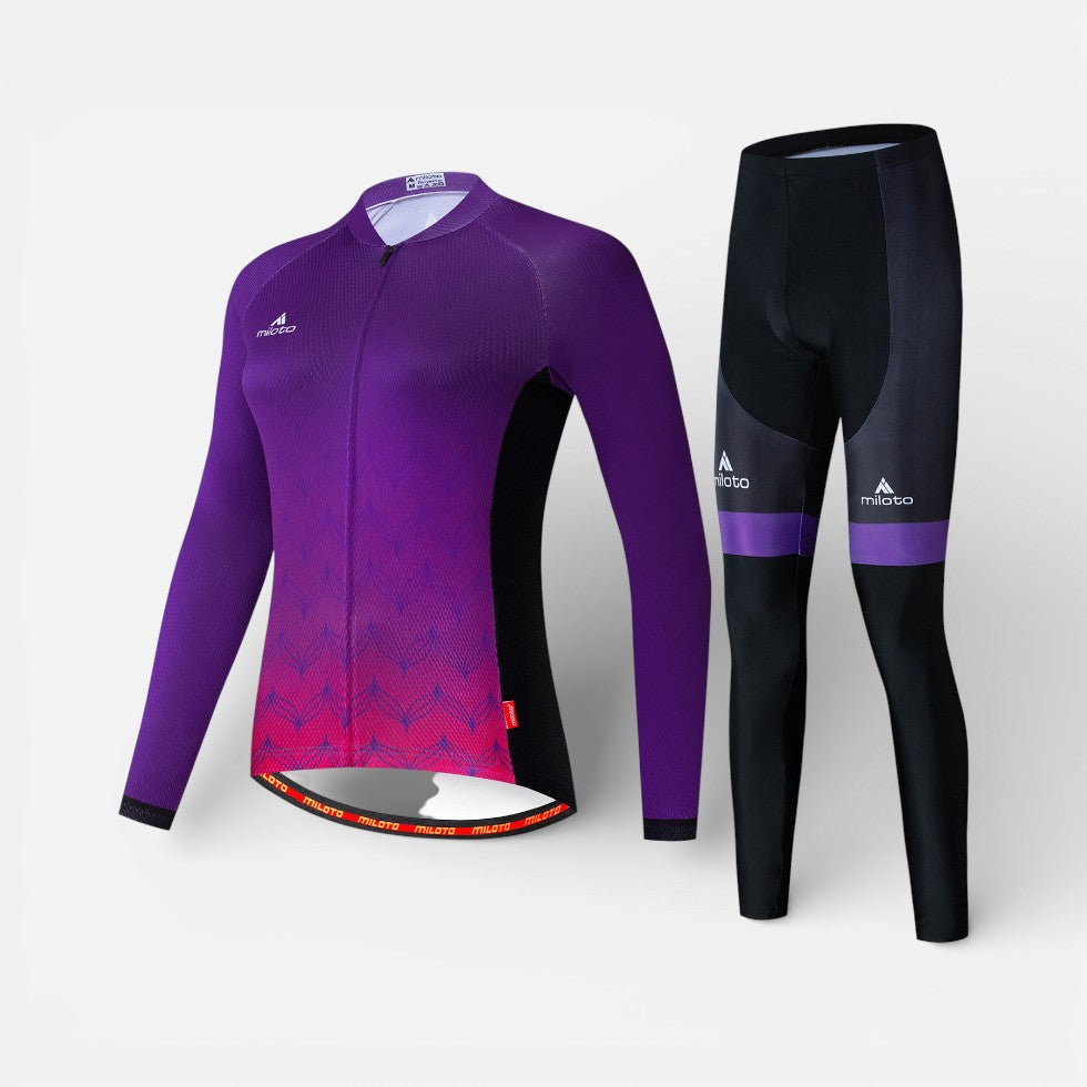 Women's cycling set with long-sleeve jersey and cycling shorts