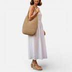 Women's shoulder bag made of braided material