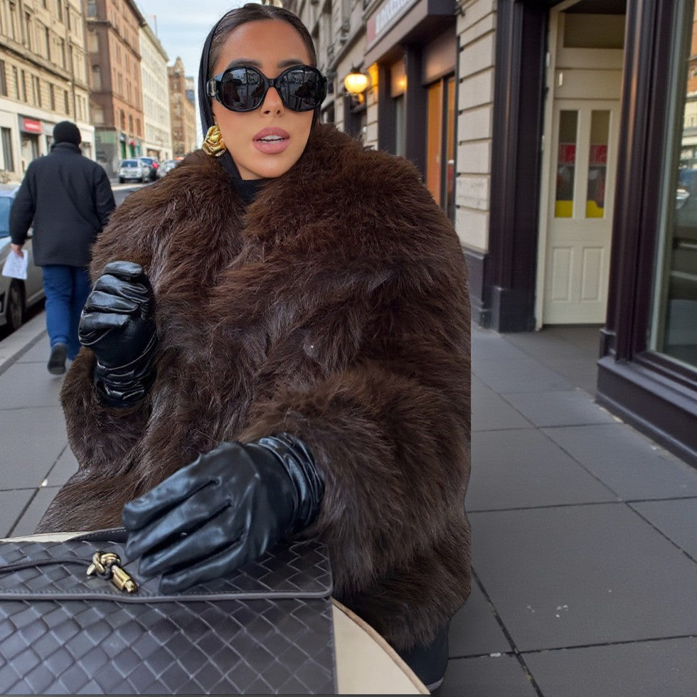 Damen Kunstfelljacke mit breitem Kragen