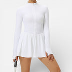 Damen Langarm Sportkleid mit Stehkragen und integrierter Shorts