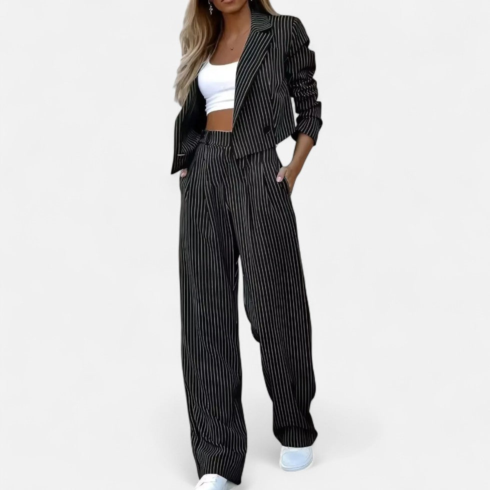Gestreiftes Zweiteiler Set mit Blazer und Hose